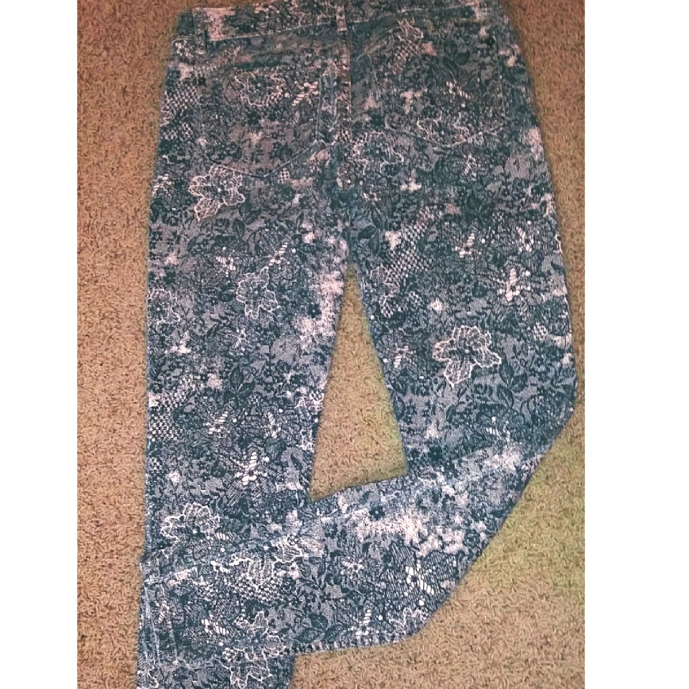 FREE w/3 item BUNDLE  Buffalo jeans